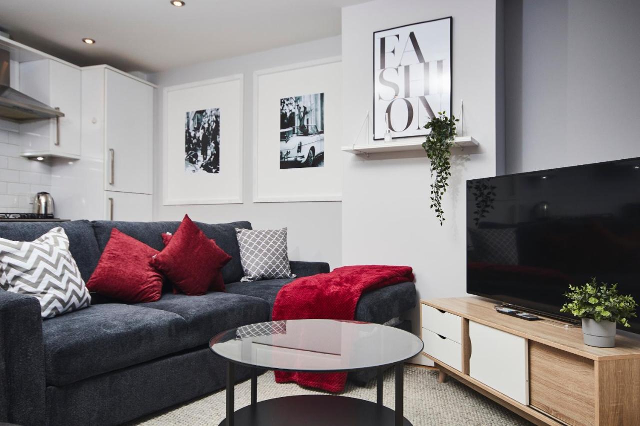 Stunning Hepburn Suite! Bath Zewnętrze zdjęcie